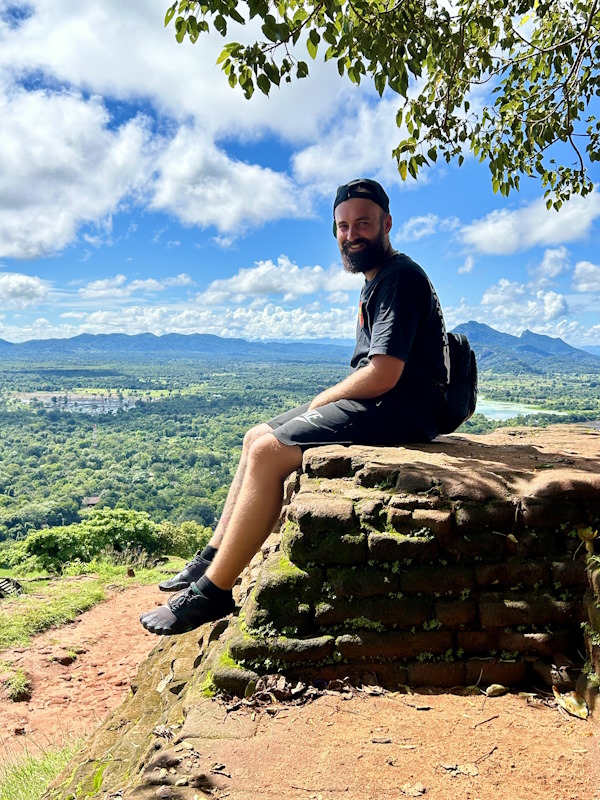 sigiriya felsen srilanka mit Kind